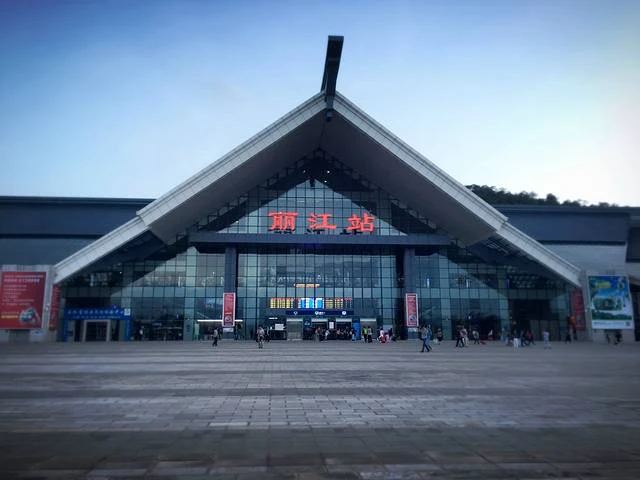 邯鄲到麗江物流公司專線省錢(qián)更省心準(zhǔn)時(shí)送達(dá)時(shí)+效+保+證